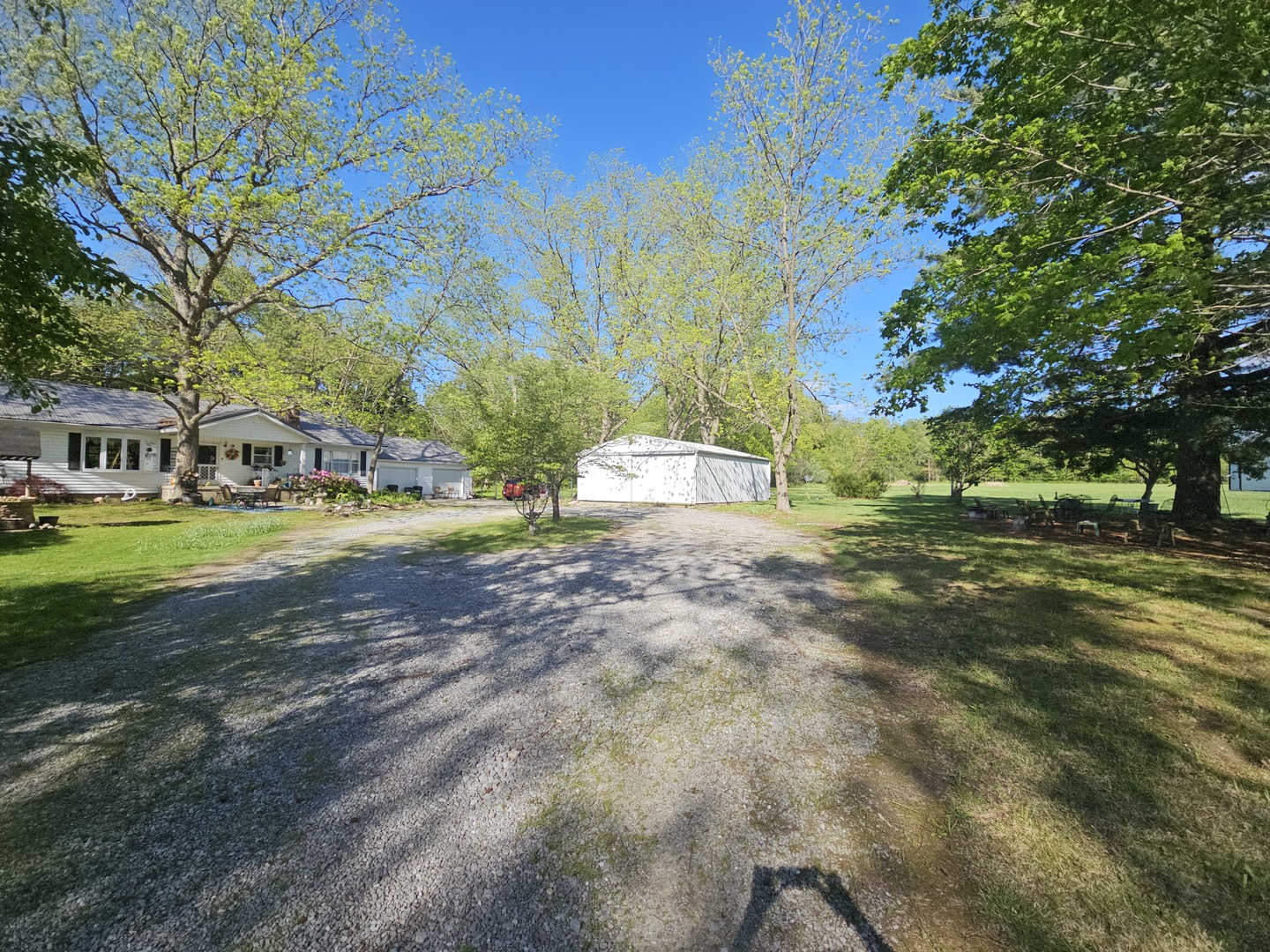9758 E Richview Road Property Photo 3