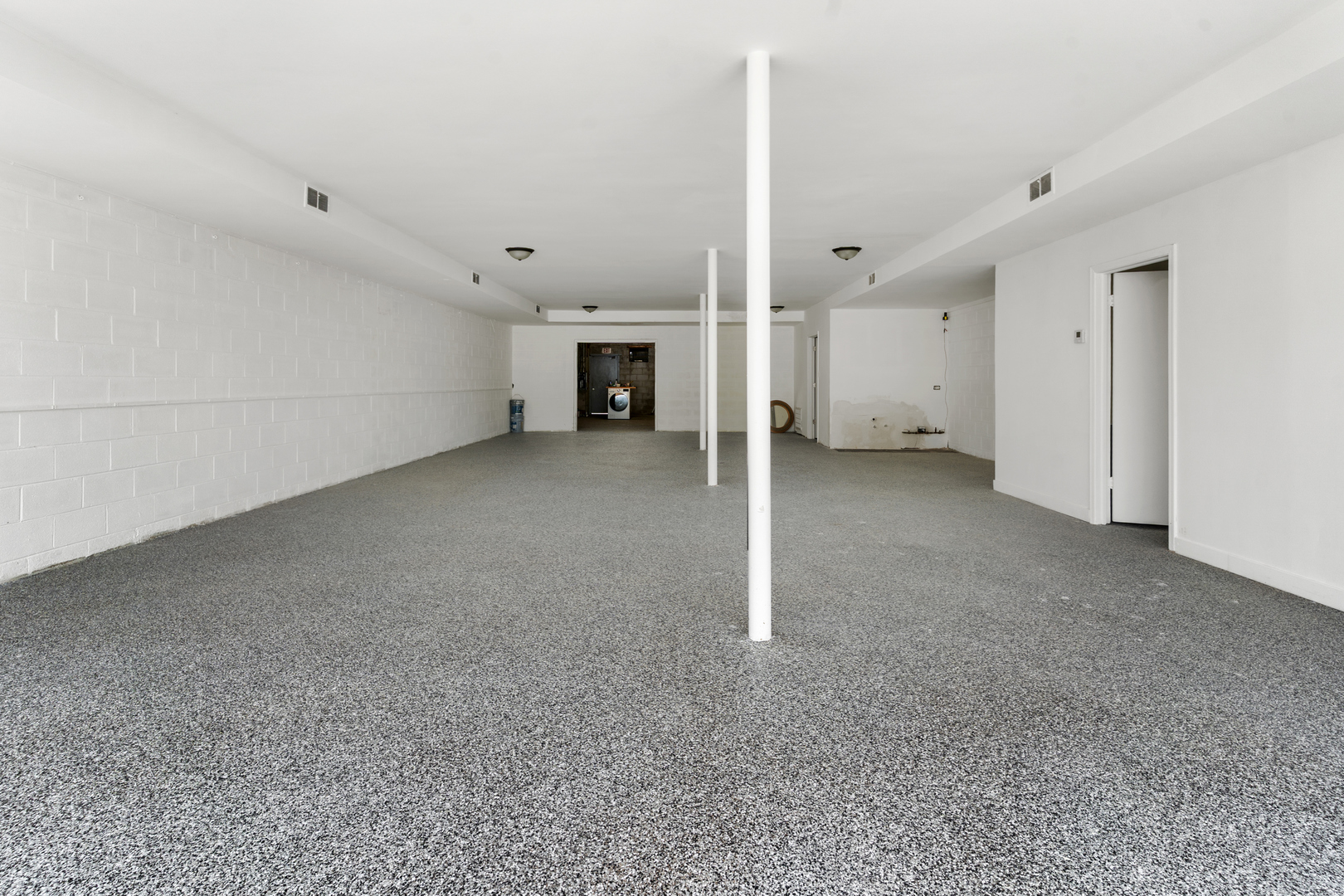 14751 Pulaski Road Property Photo 5