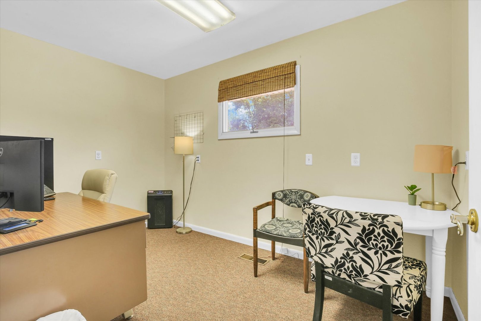 114 W Houghton Street Property Photo 45