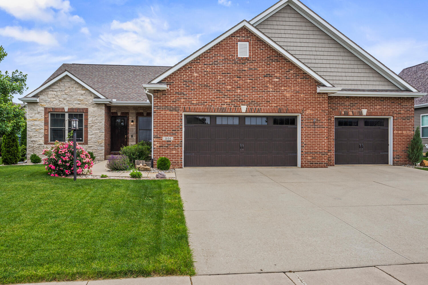 1604 Kassen Avenue Property Photo 1