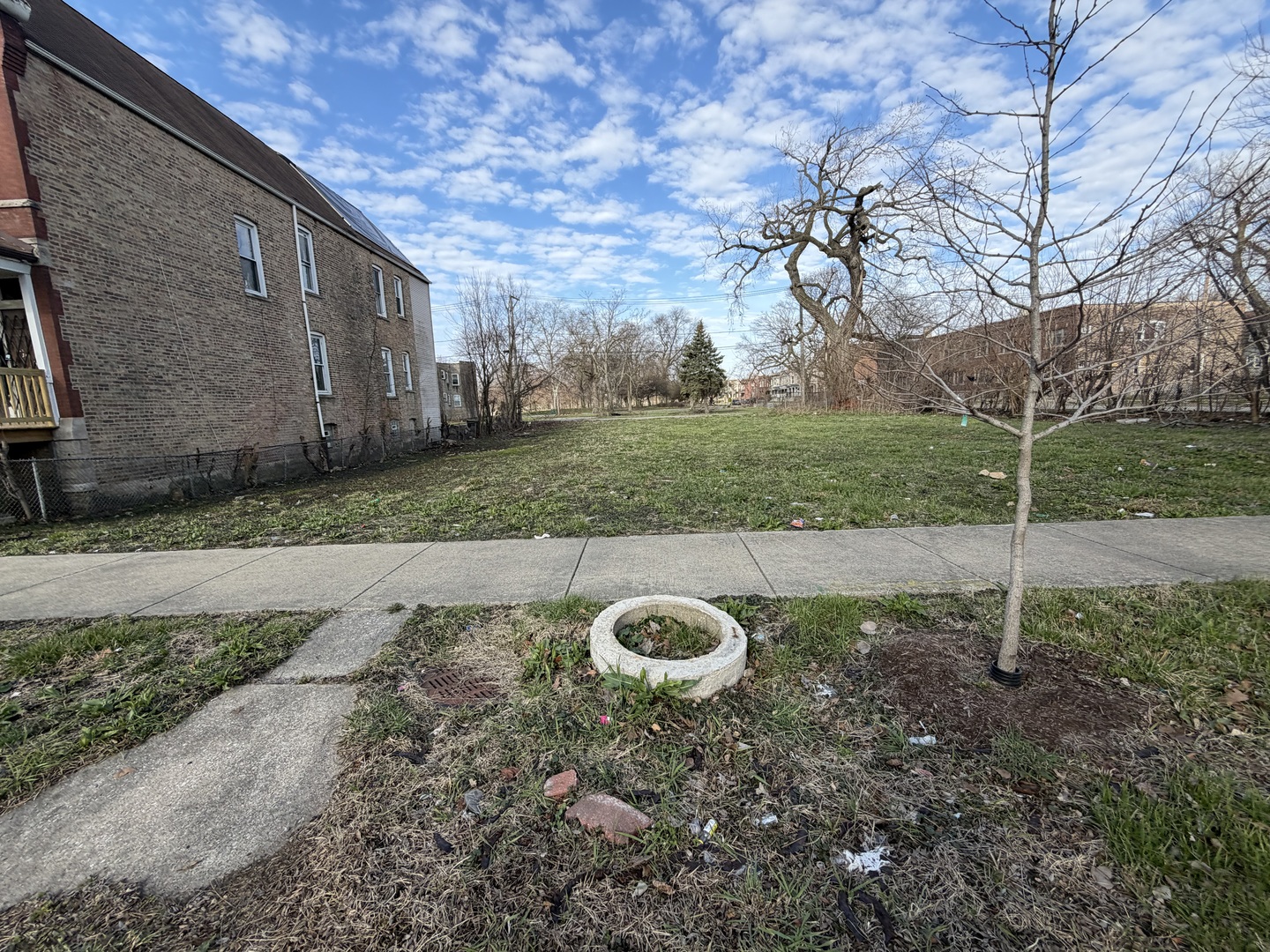 6404 S May Street Property Photo 1