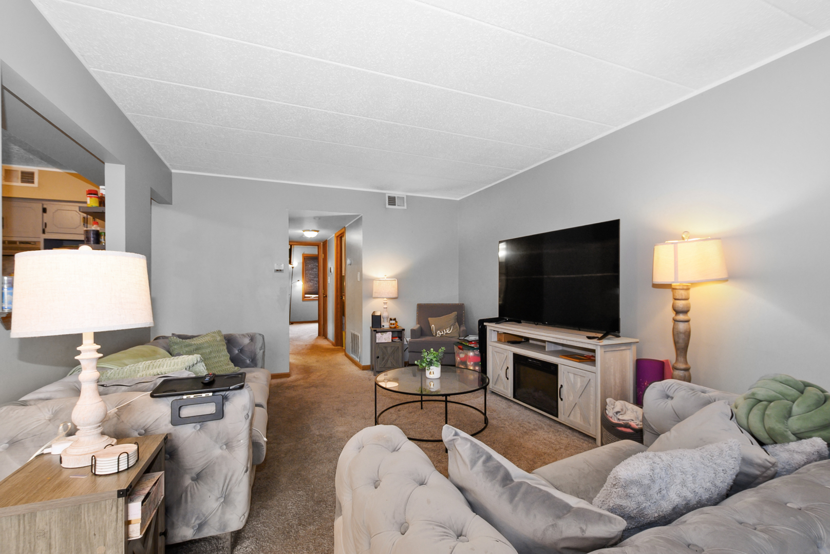 15712 Revere Court D Property Photo 4