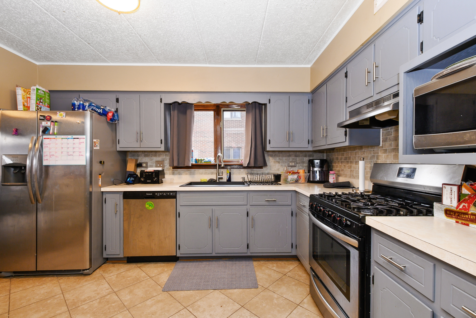 15712 Revere Court D Property Photo 10