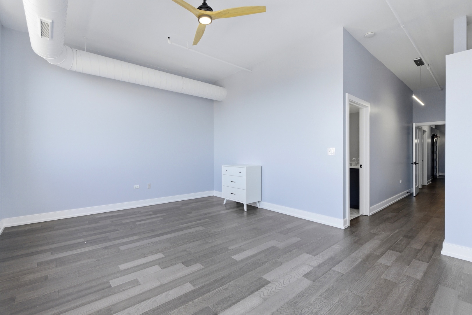 1500 W Monroe Street 727 Property Photo 14