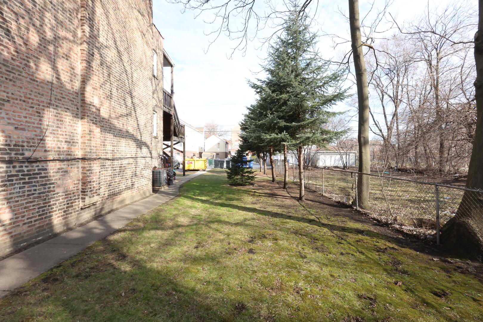 1418 E 69th Place Property Photo 3