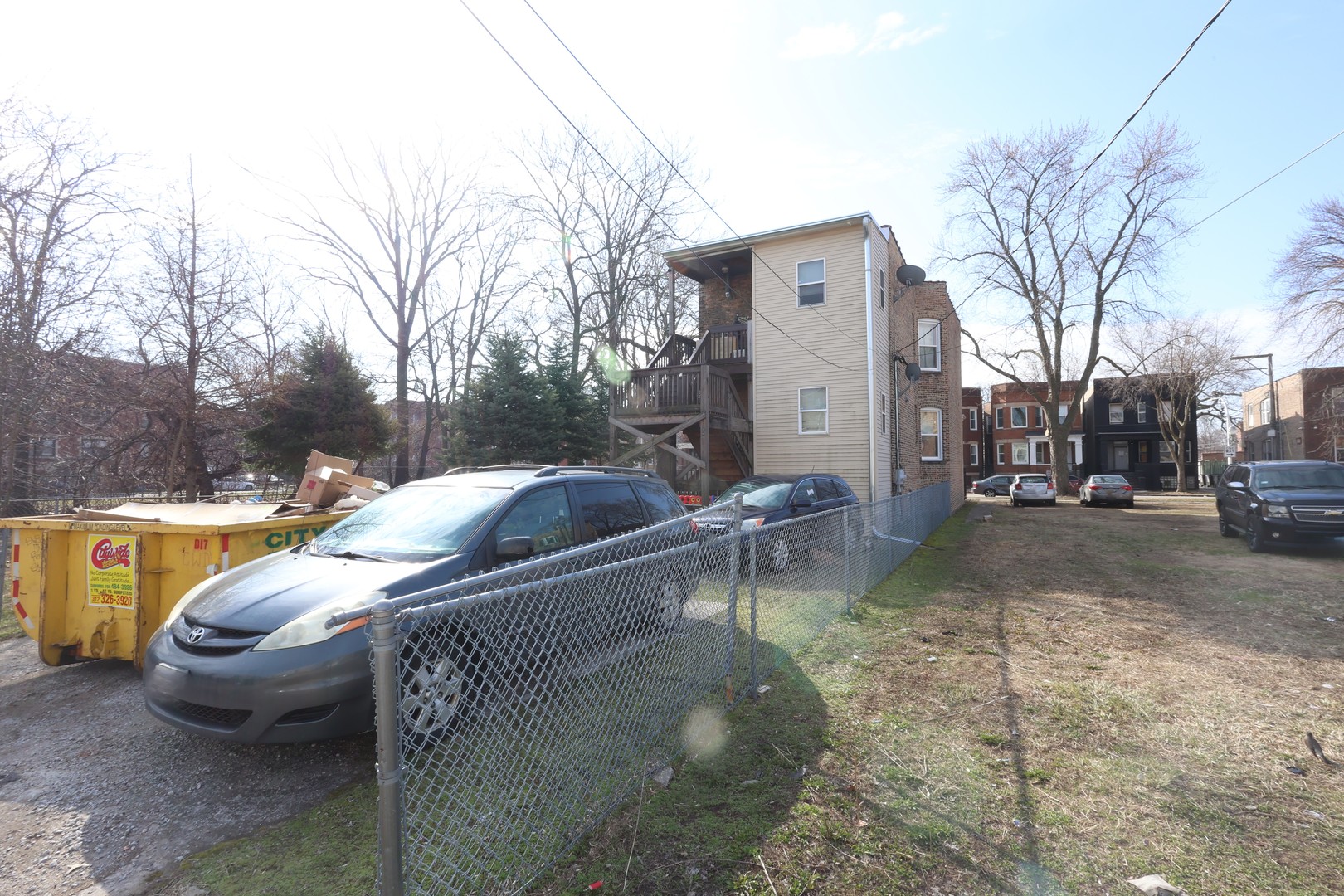 1418 E 69th Place Property Photo 6