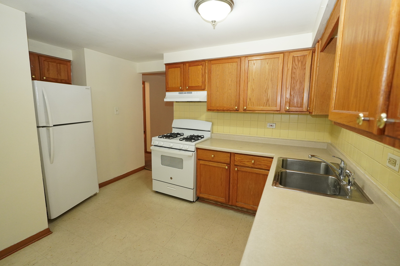 347 Dalewood Avenue 5 Property Photo 8