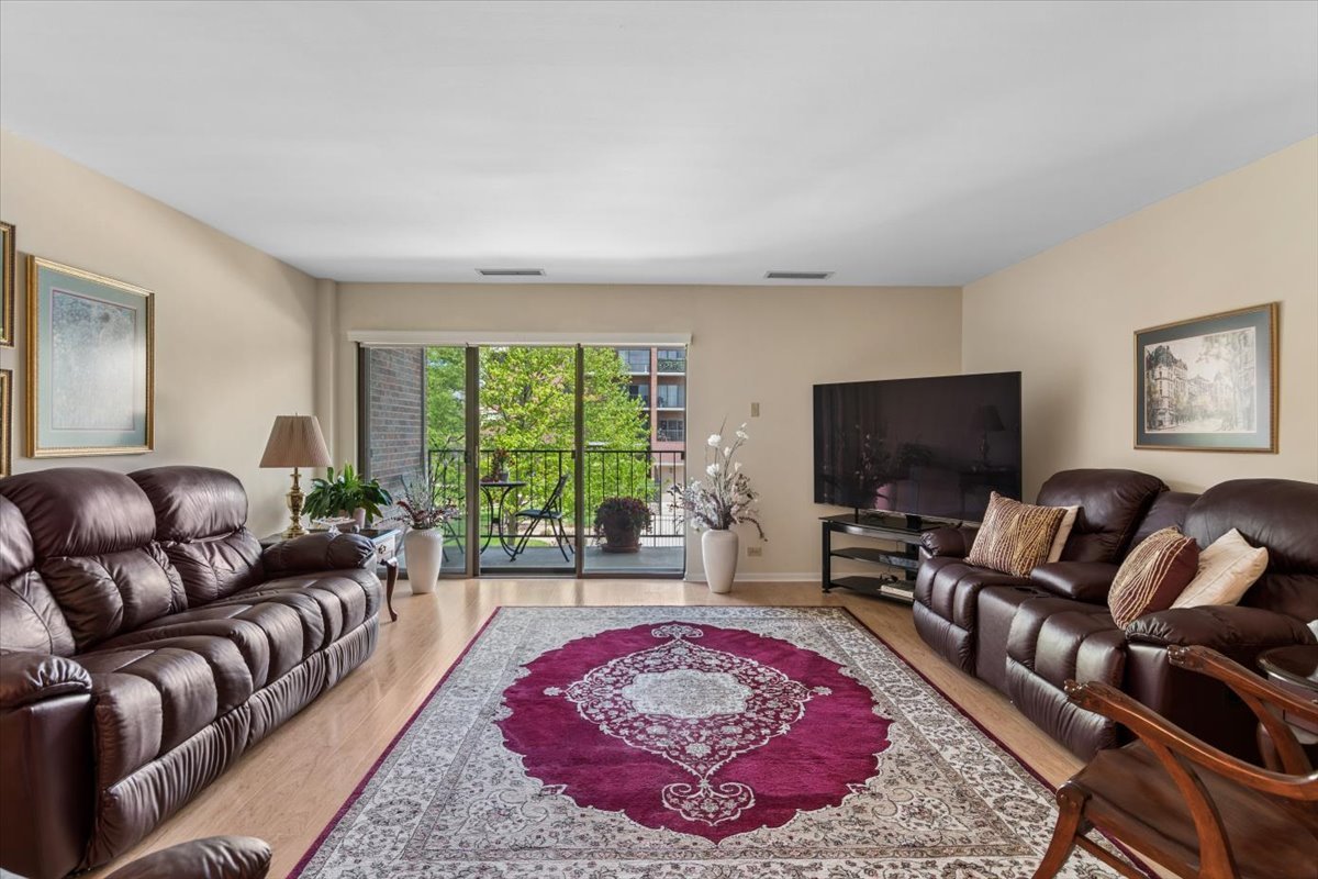 6565 Main Street 201 Property Photo 7
