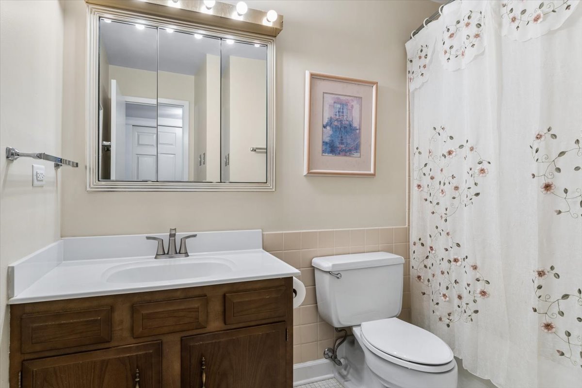 6565 Main Street 201 Property Photo 14
