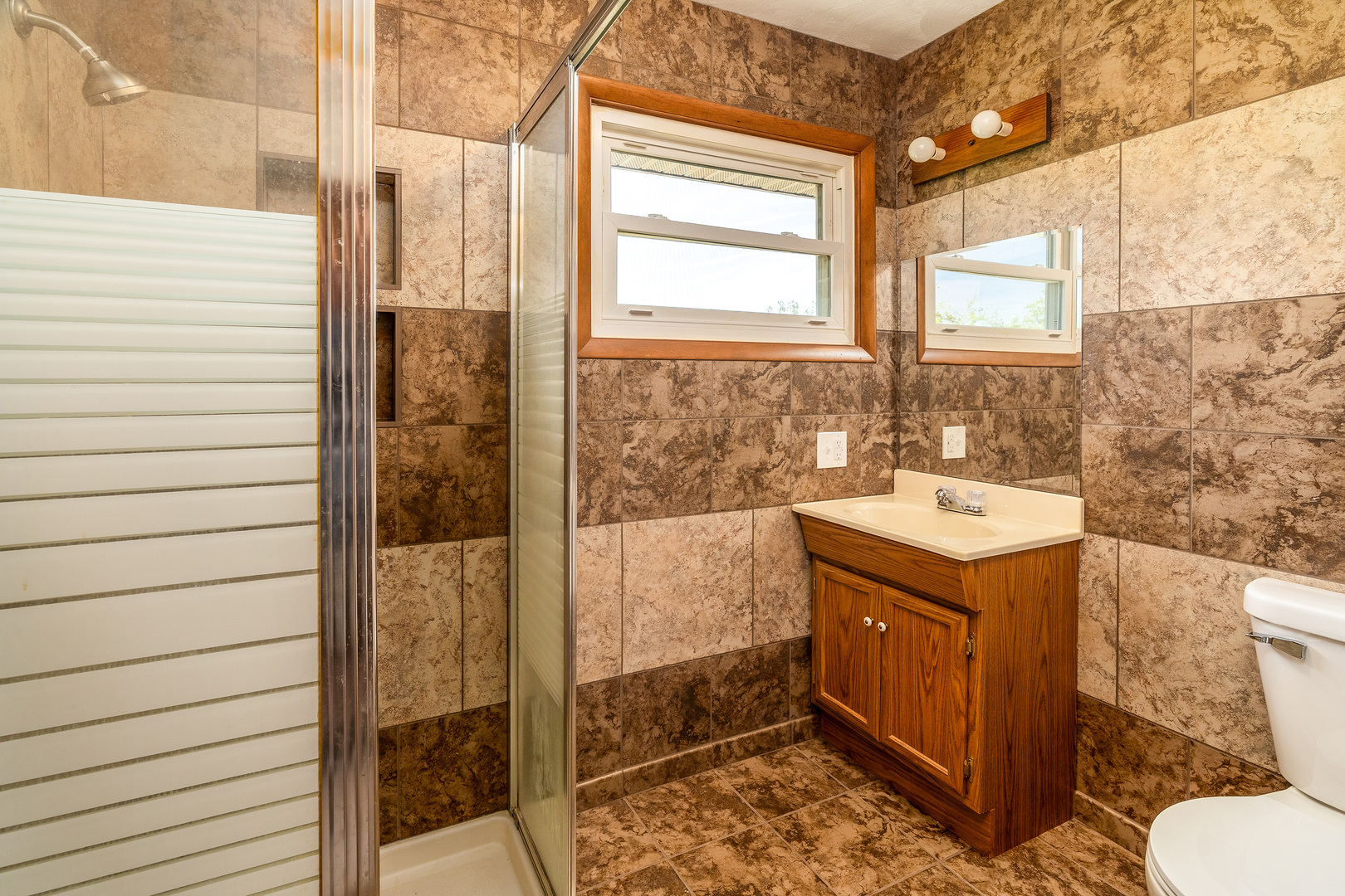 1040 Skyline Drive Property Photo 17