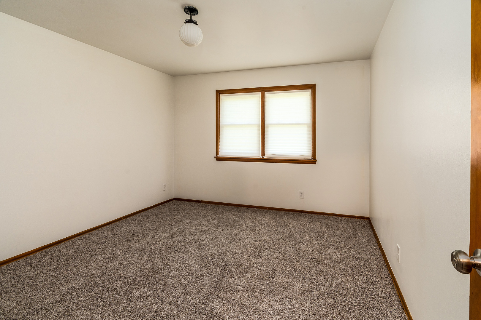 1040 Skyline Drive Property Photo 24