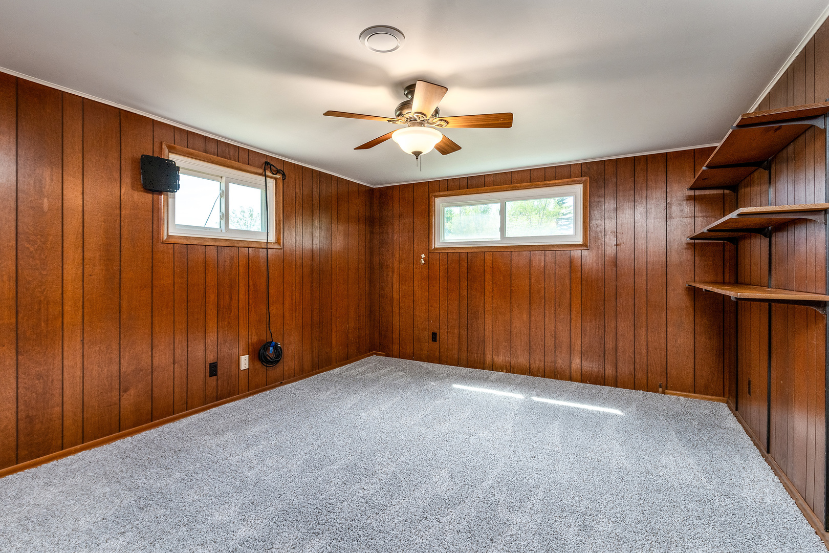1040 Skyline Drive Property Photo 34