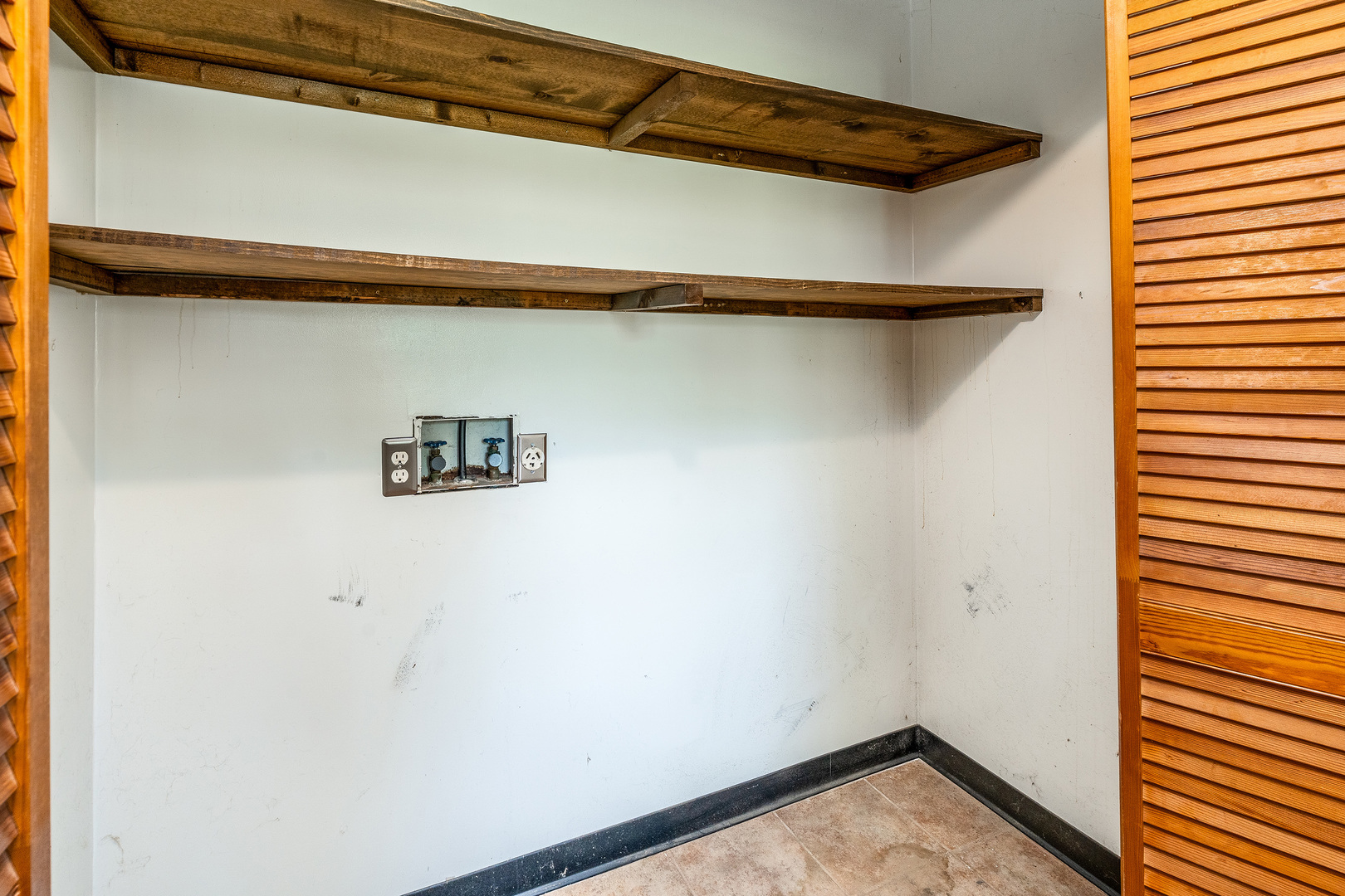 1040 Skyline Drive Property Photo 39