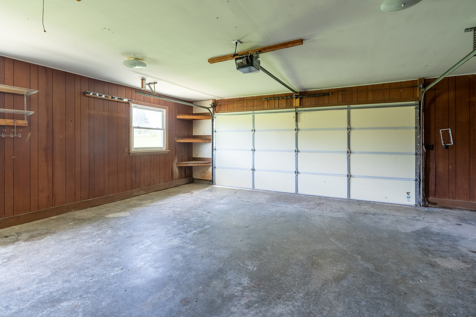 1040 Skyline Drive Property Photo 46