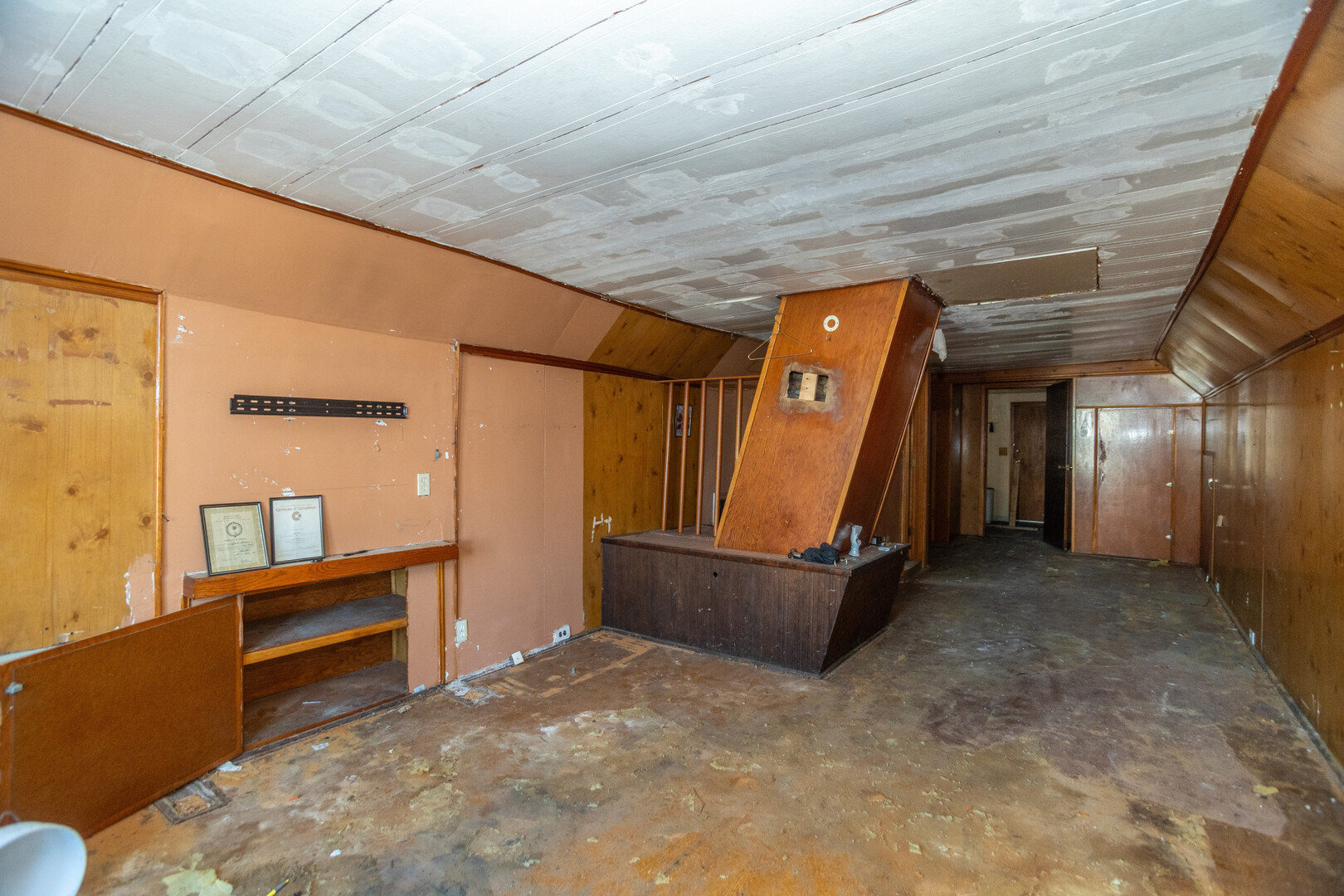 1541 W Marquette Road Property Photo 5