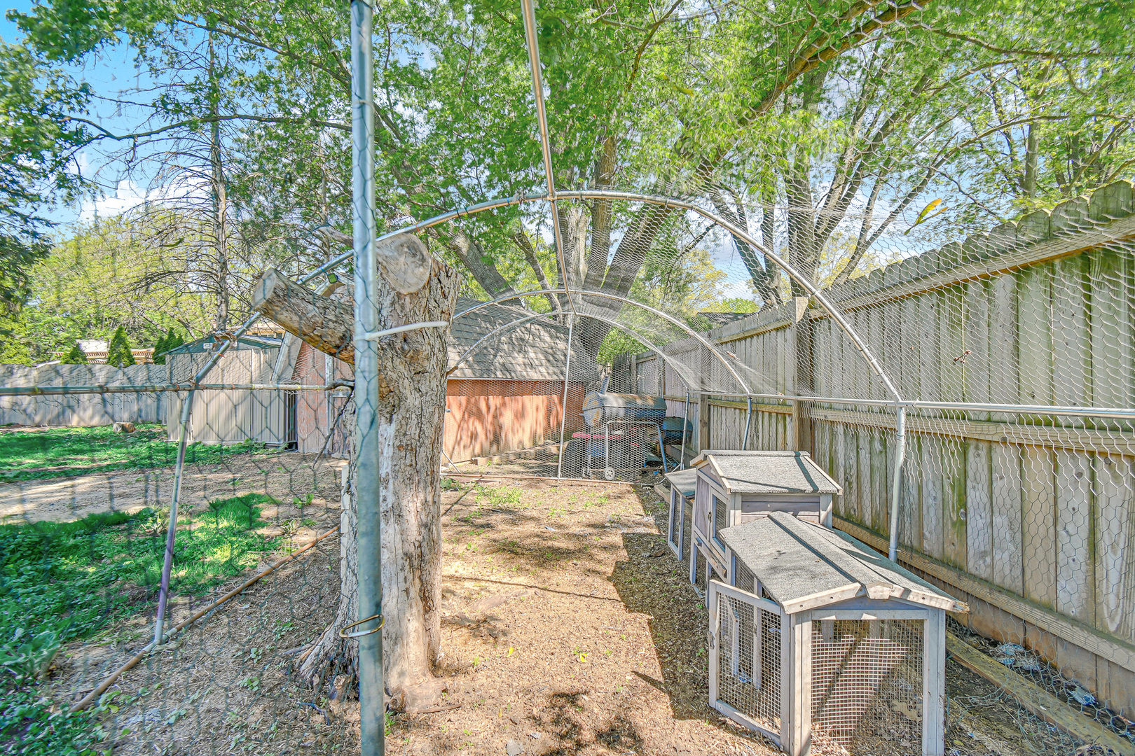 28w502 Leverenz Road Property Photo 18