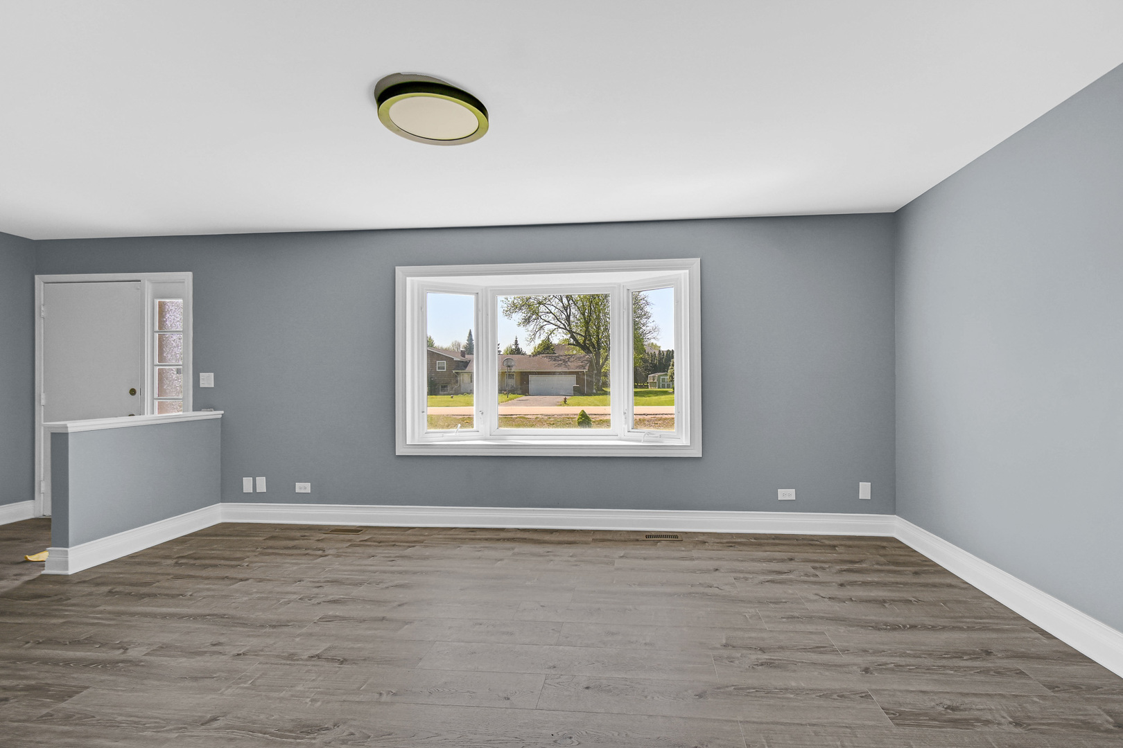 28w502 Leverenz Road Property Photo 20