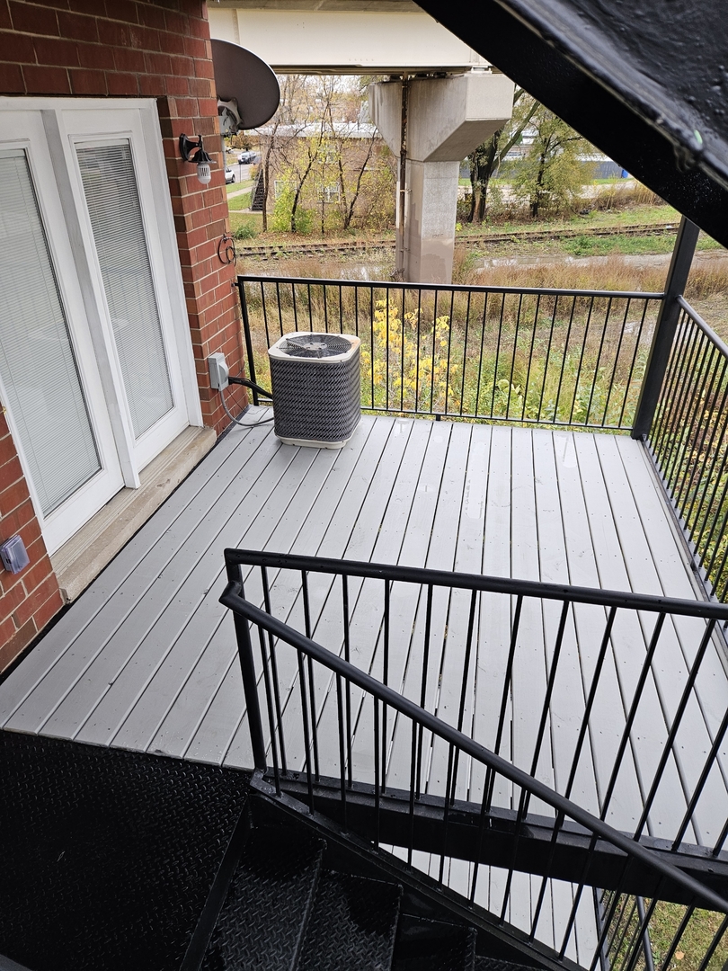 5318 S Kenneth Avenue Property Photo 23