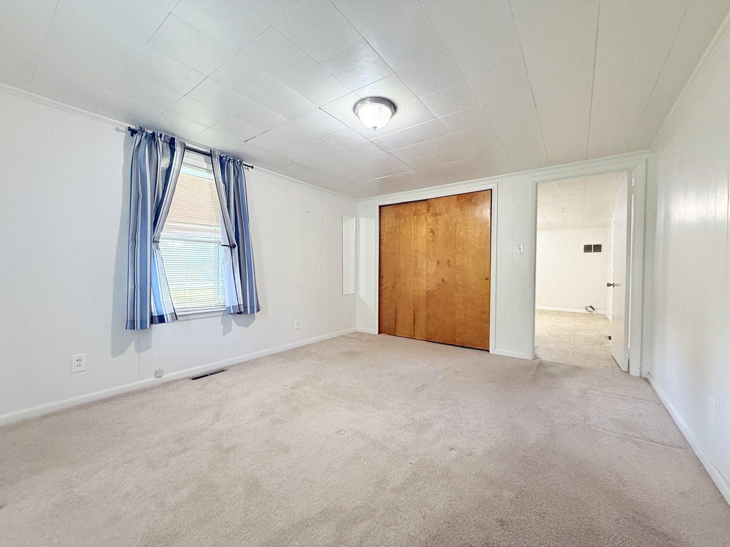 345 E Fords Ferry Road Property Photo 18