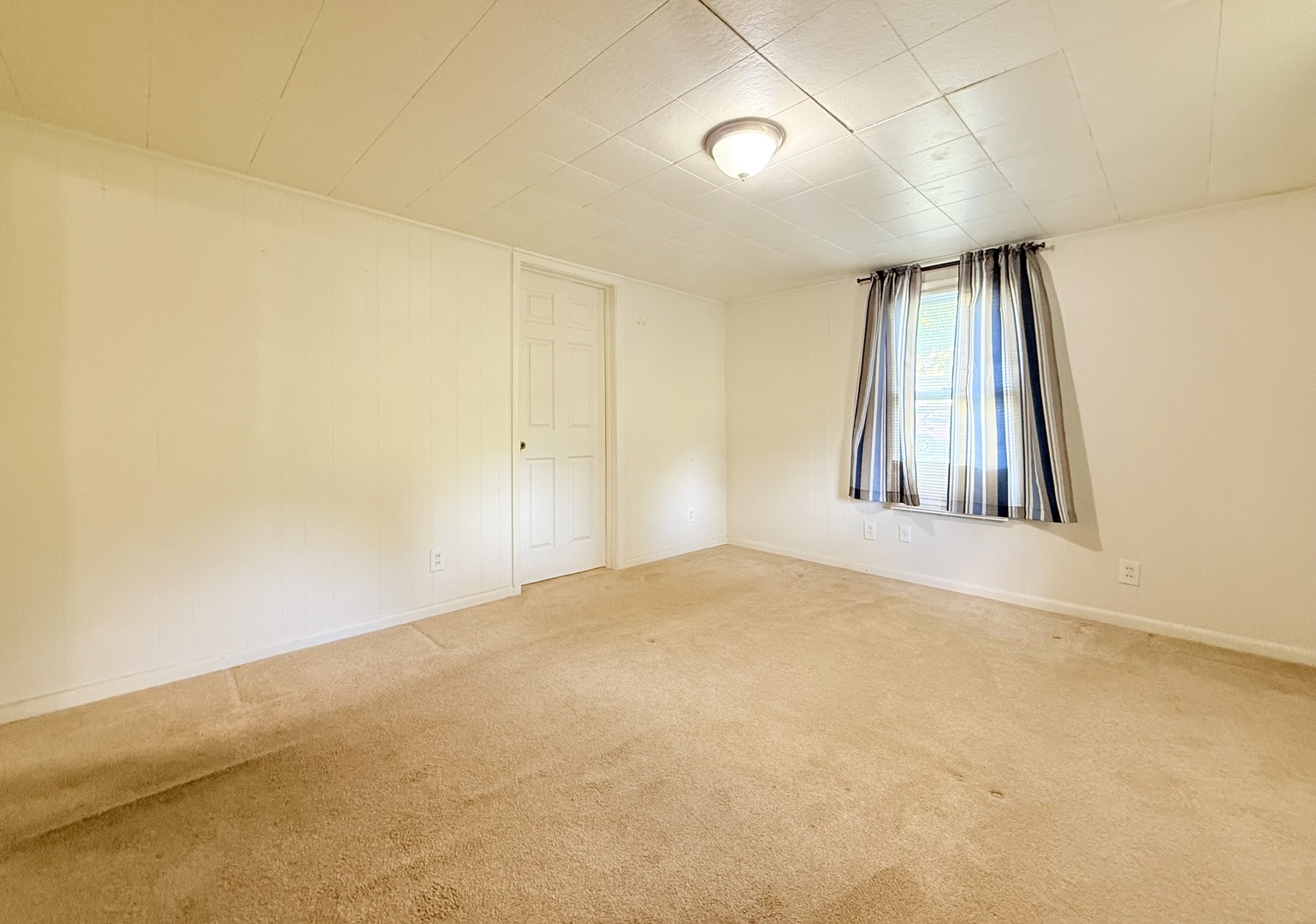 345 E Fords Ferry Road Property Photo 19