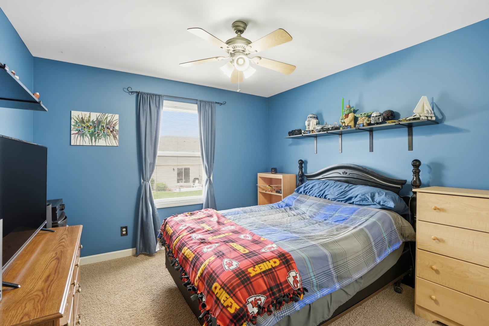 14720 Euclid Street Property Photo 19