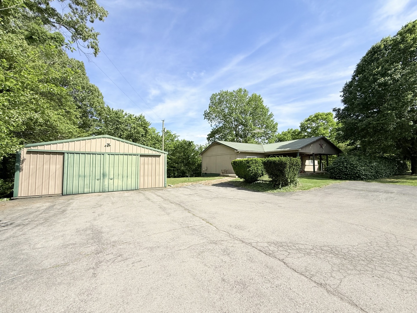 106 Il Route 1 N Property Photo 1