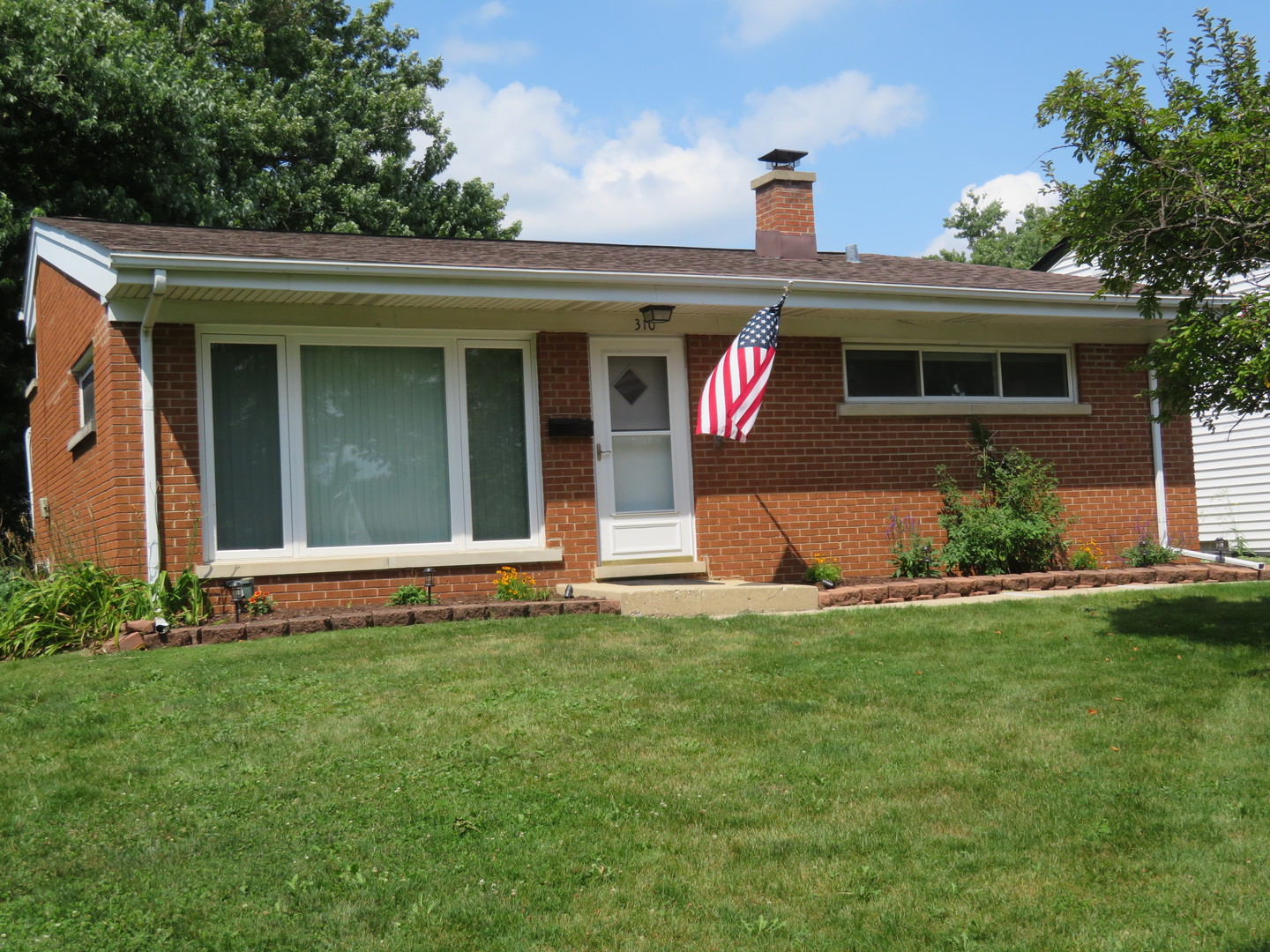 310 W Taylor Road Property Photo 1