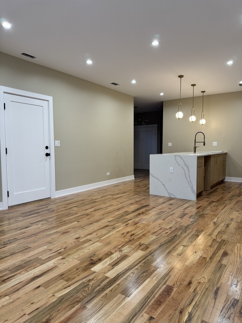 155 N La Crosse Avenue Property Photo 47