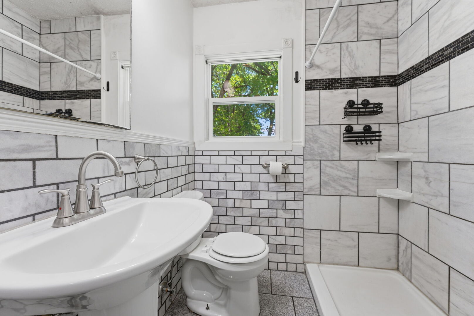 3804 15th Street B Property Photo 8
