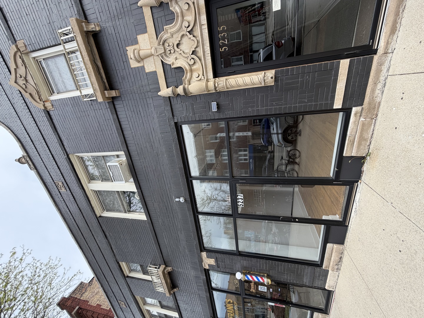 5233 N Damen Avenue Property Photo 13