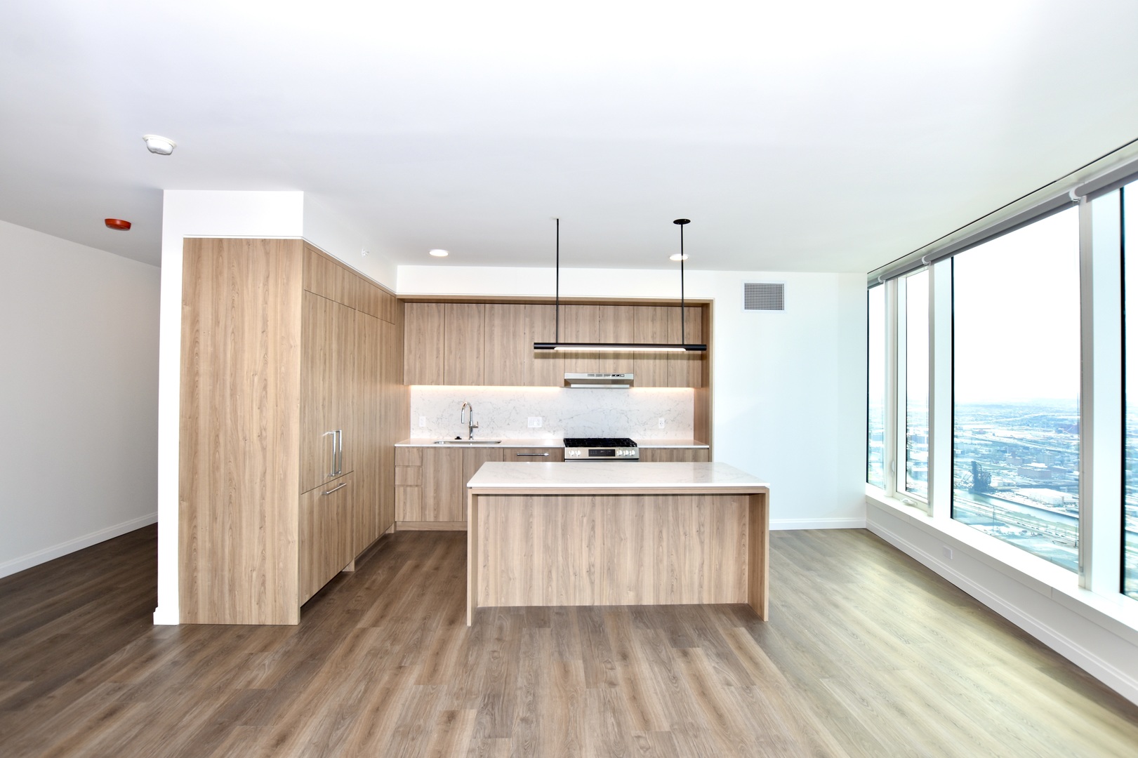 1000 S Michigan Avenue 5901 Property Photo 6
