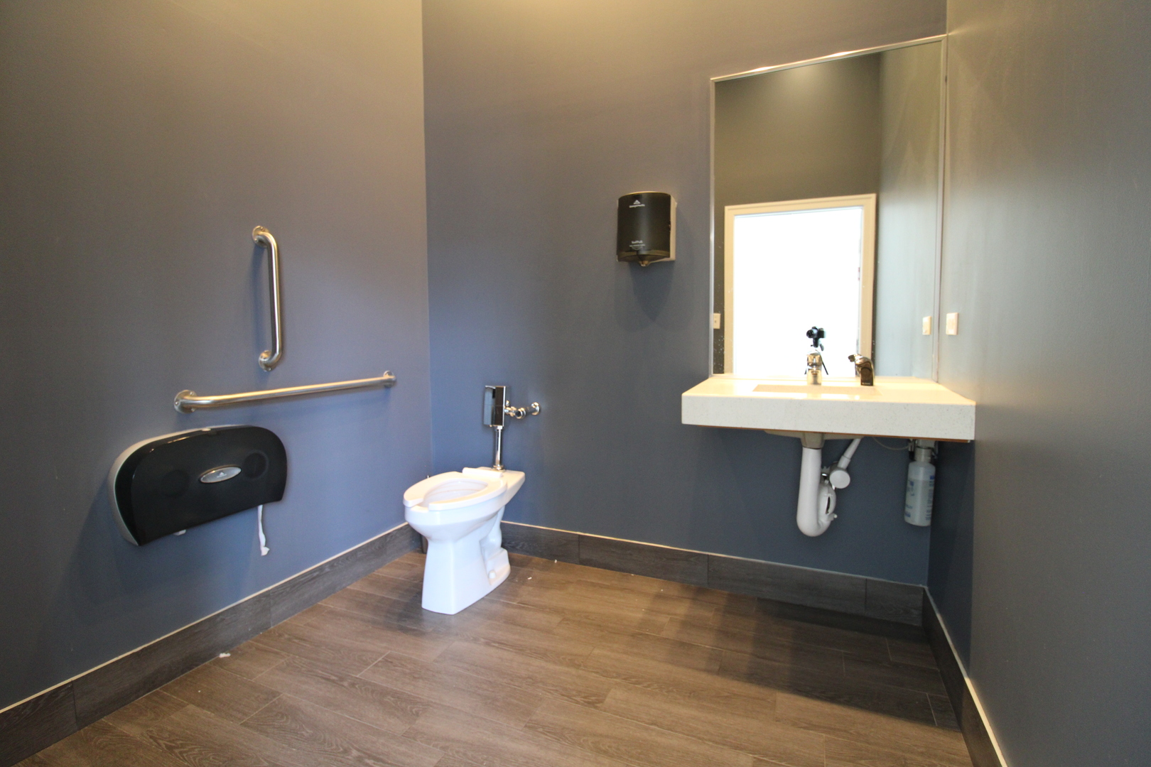 859 N Ashland Avenue Commercial Property Photo 12
