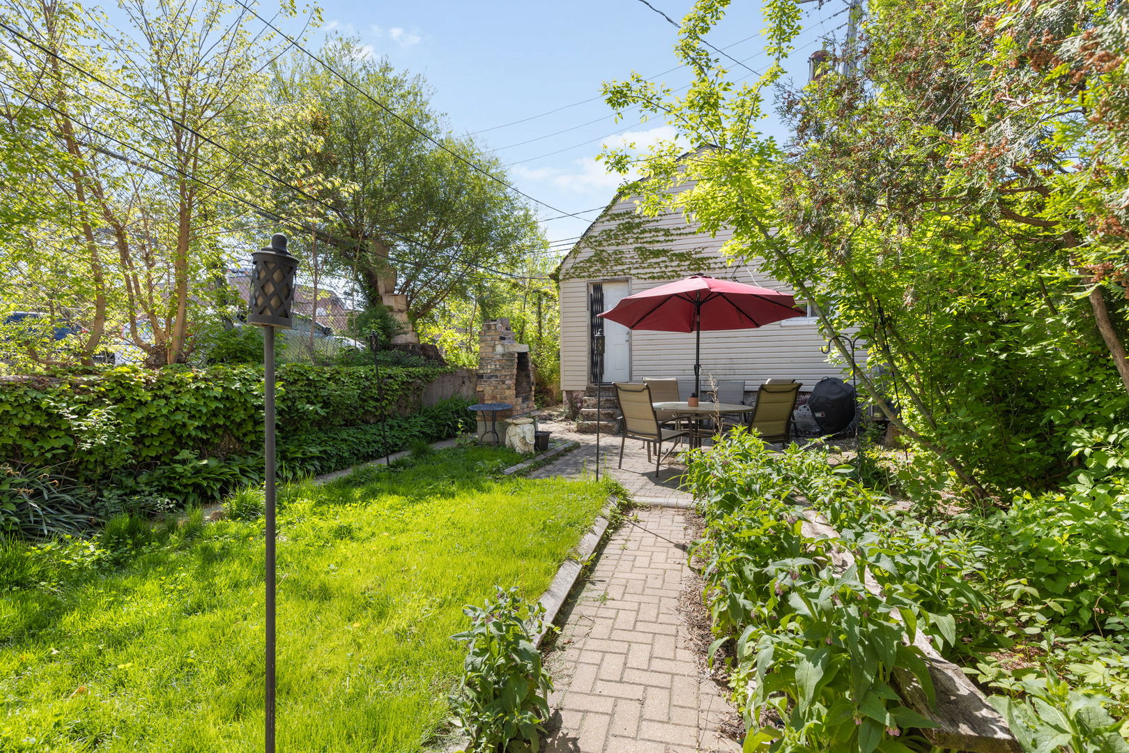 2419 W Augusta Boulevard Property Photo 15