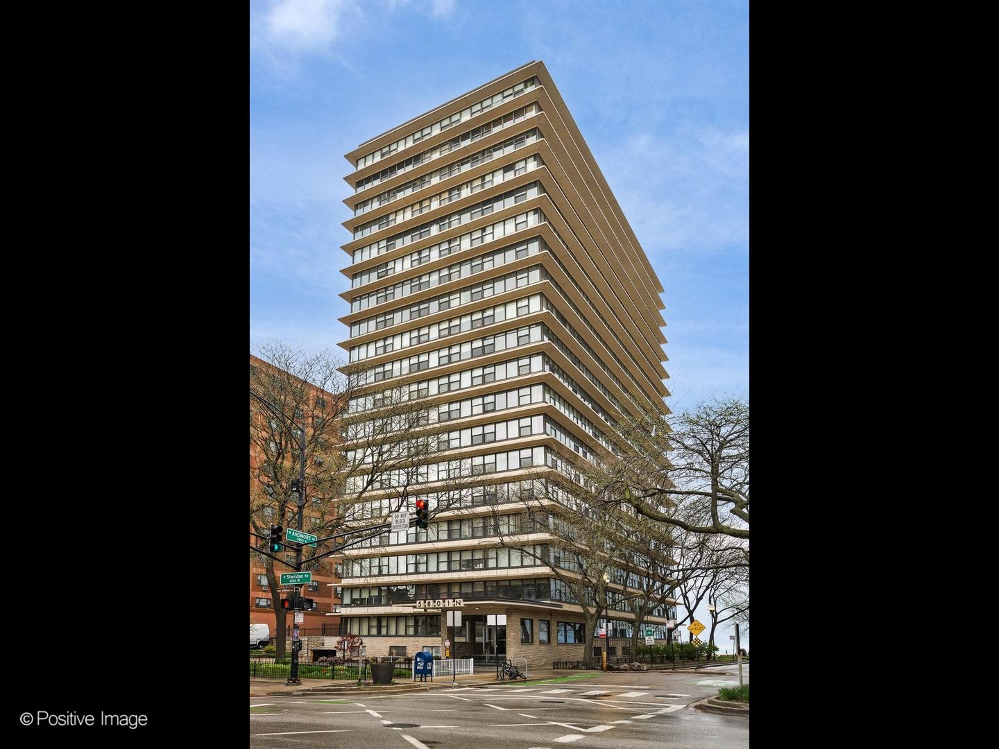 5801 N Sheridan Road 16B