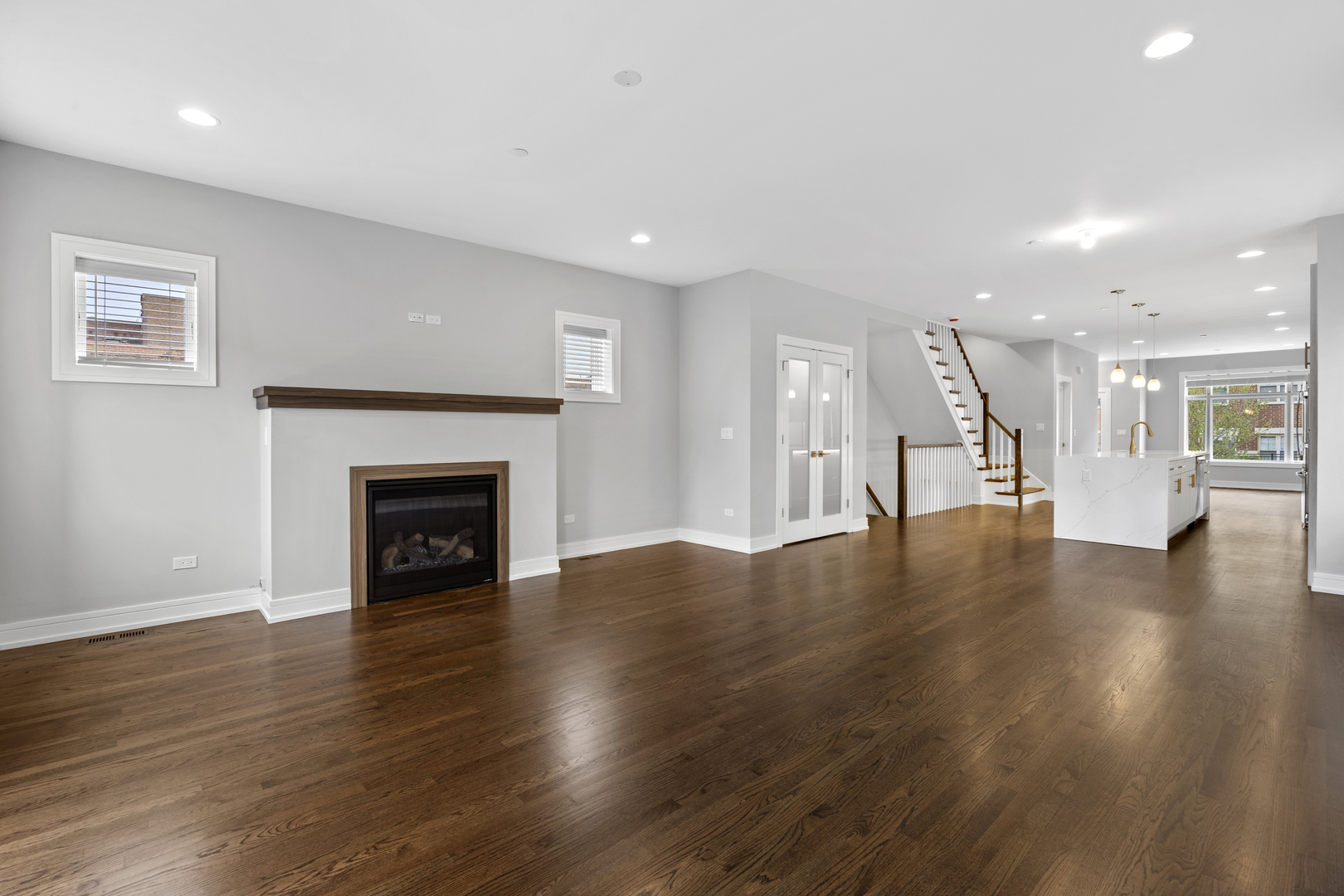 3231 S Shields Avenue Property Photo 17