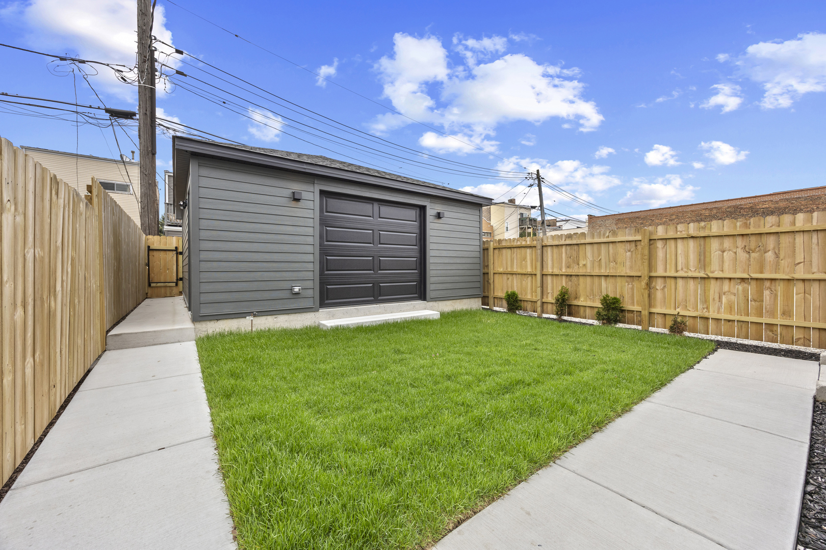 3231 S Shields Avenue Property Photo 68