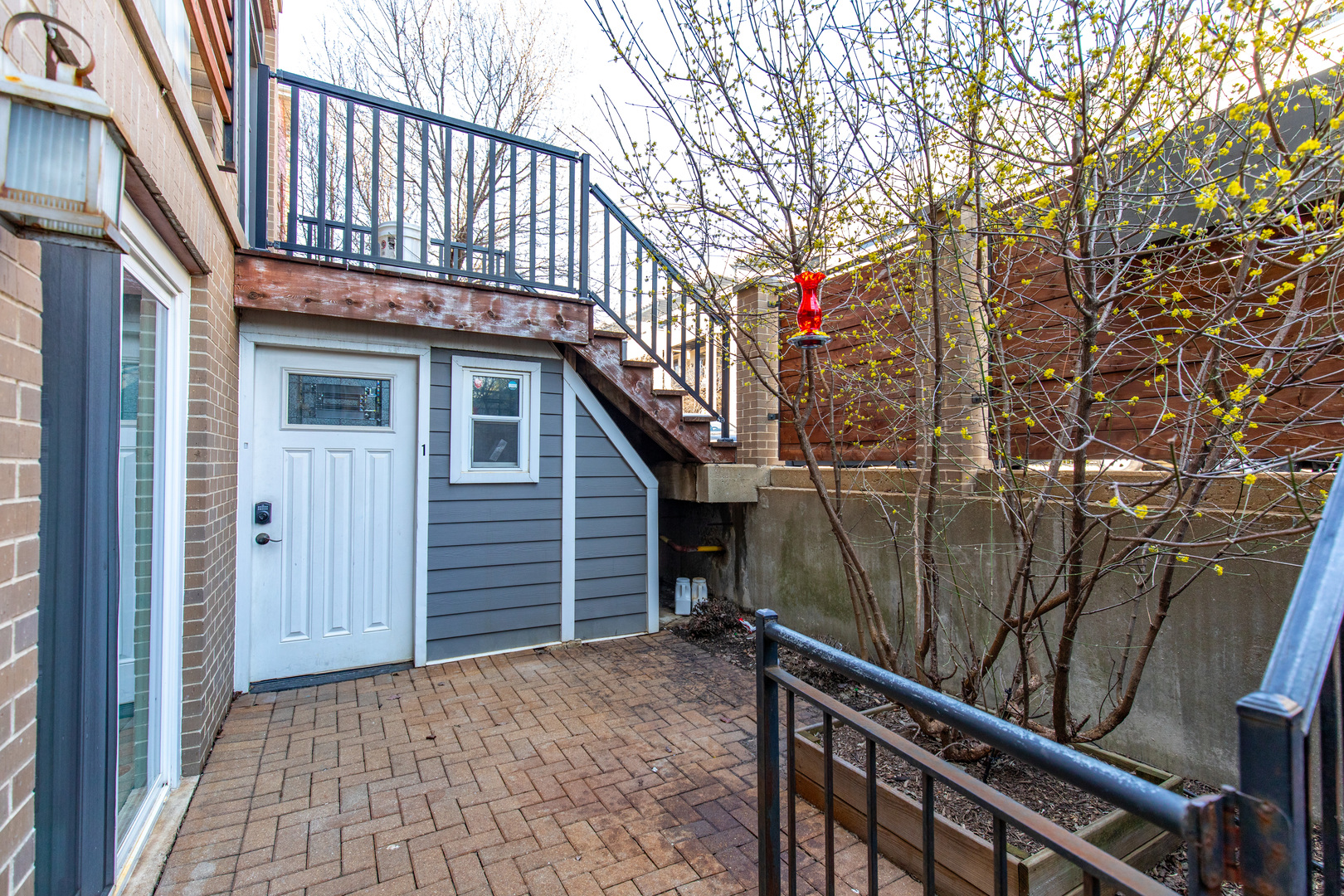 1337 W Walton Street Property Photo 17