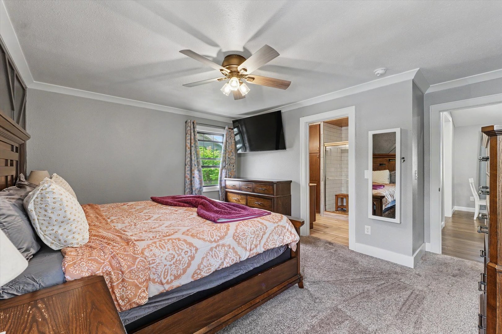 808 Cedar Ridge Court Property Photo 13