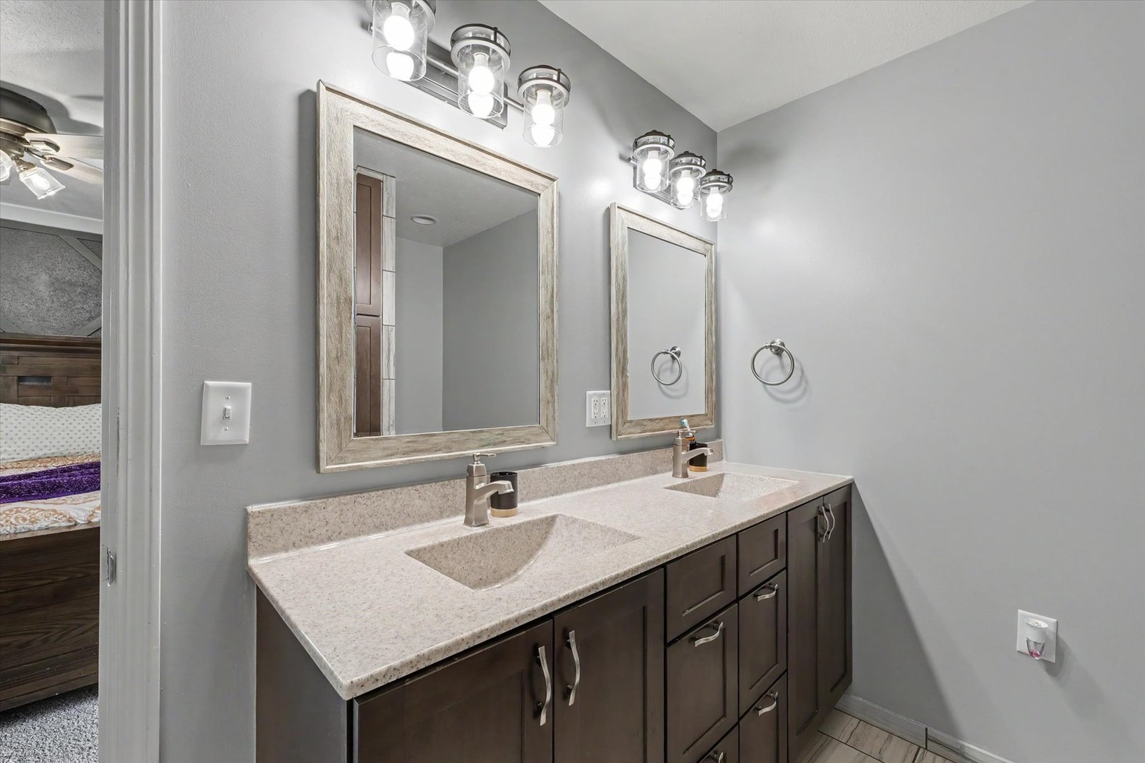 808 Cedar Ridge Court Property Photo 15