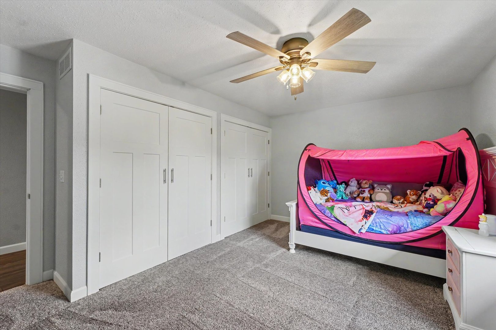 808 Cedar Ridge Court Property Photo 19
