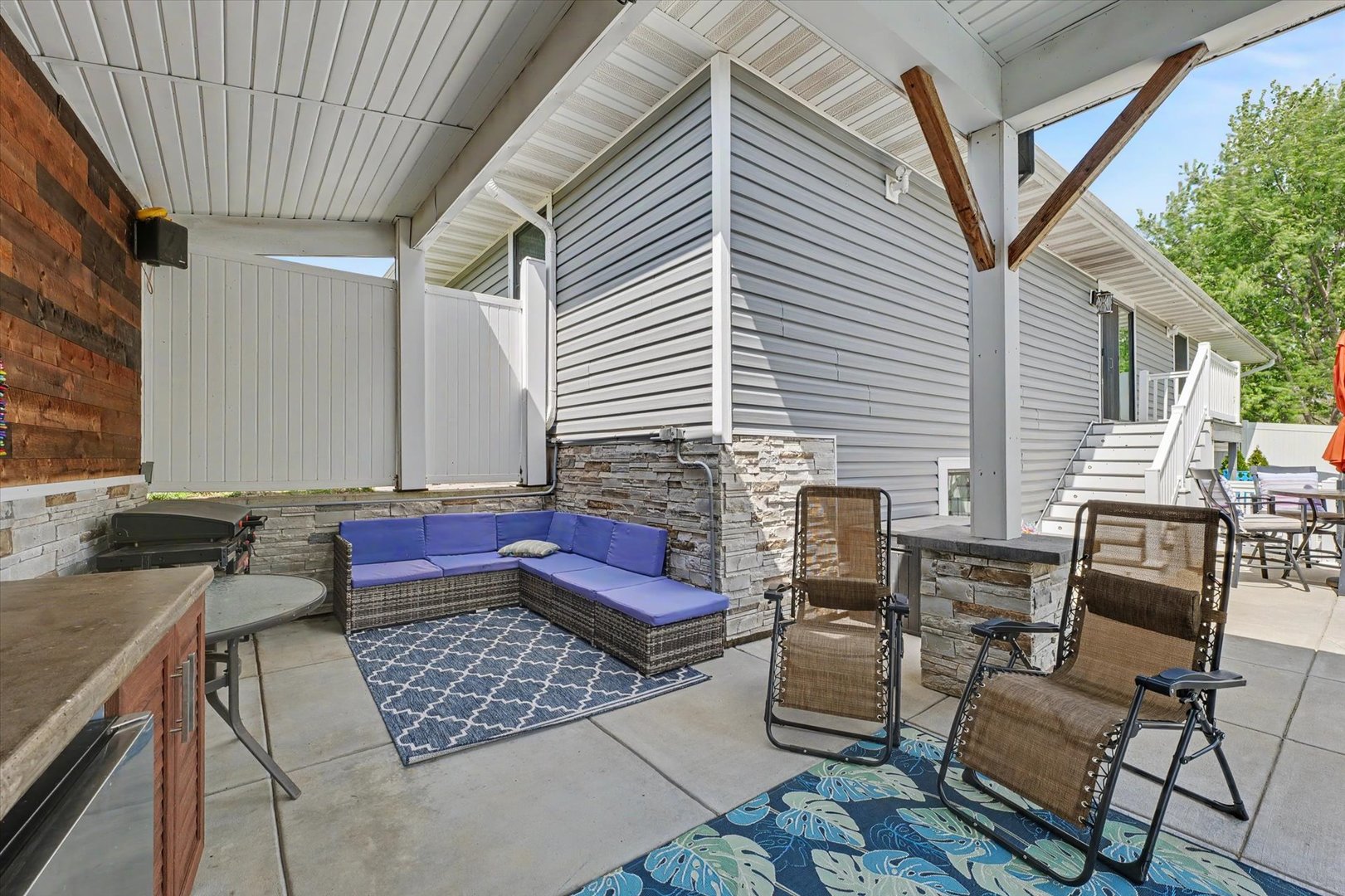808 Cedar Ridge Court Property Photo 37
