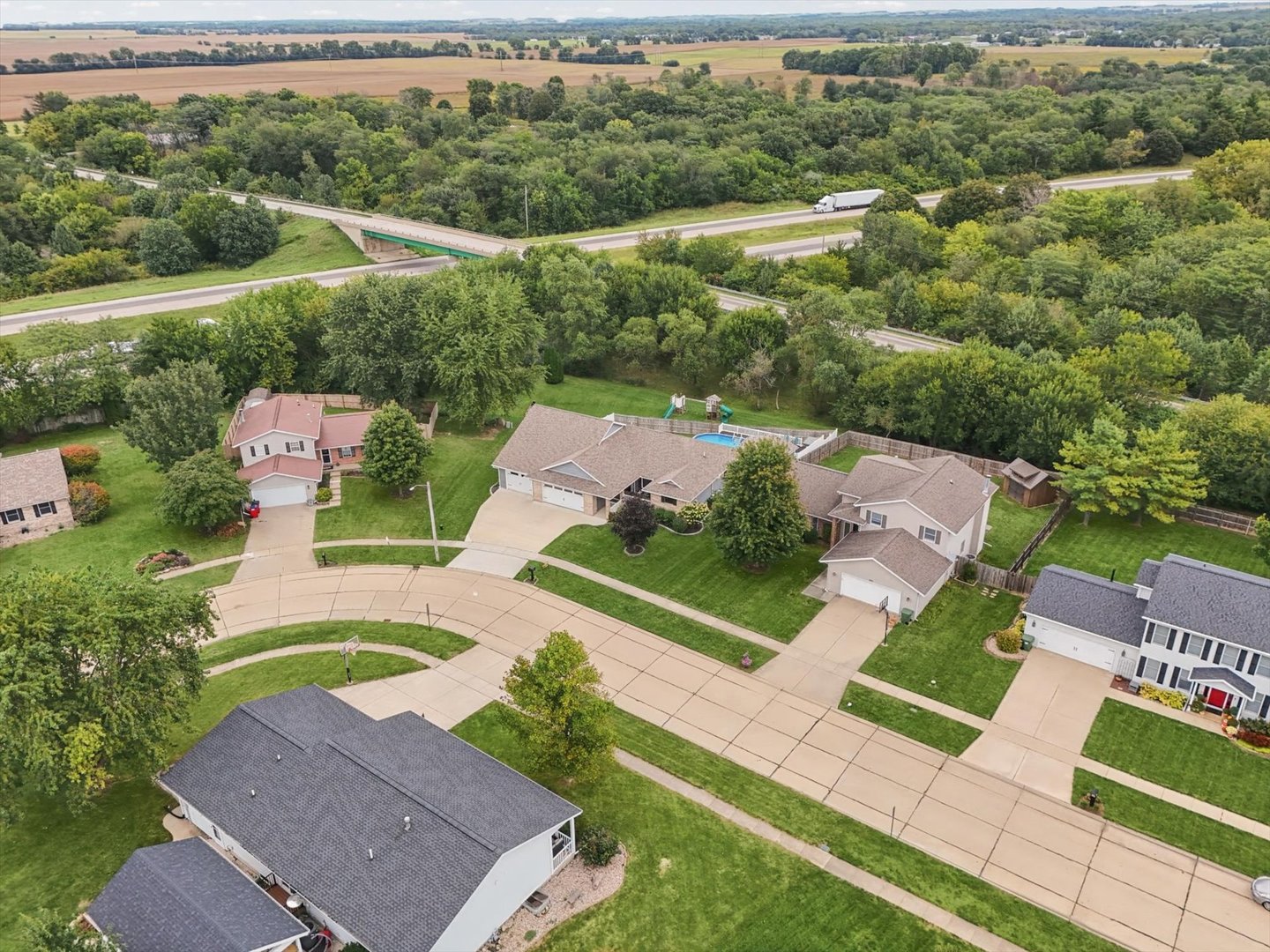 808 Cedar Ridge Court Property Photo 45