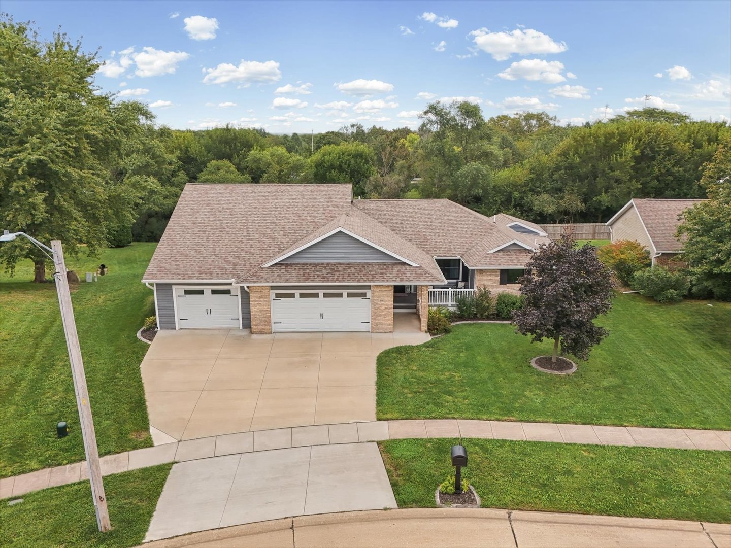 808 Cedar Ridge Court Property Photo 46
