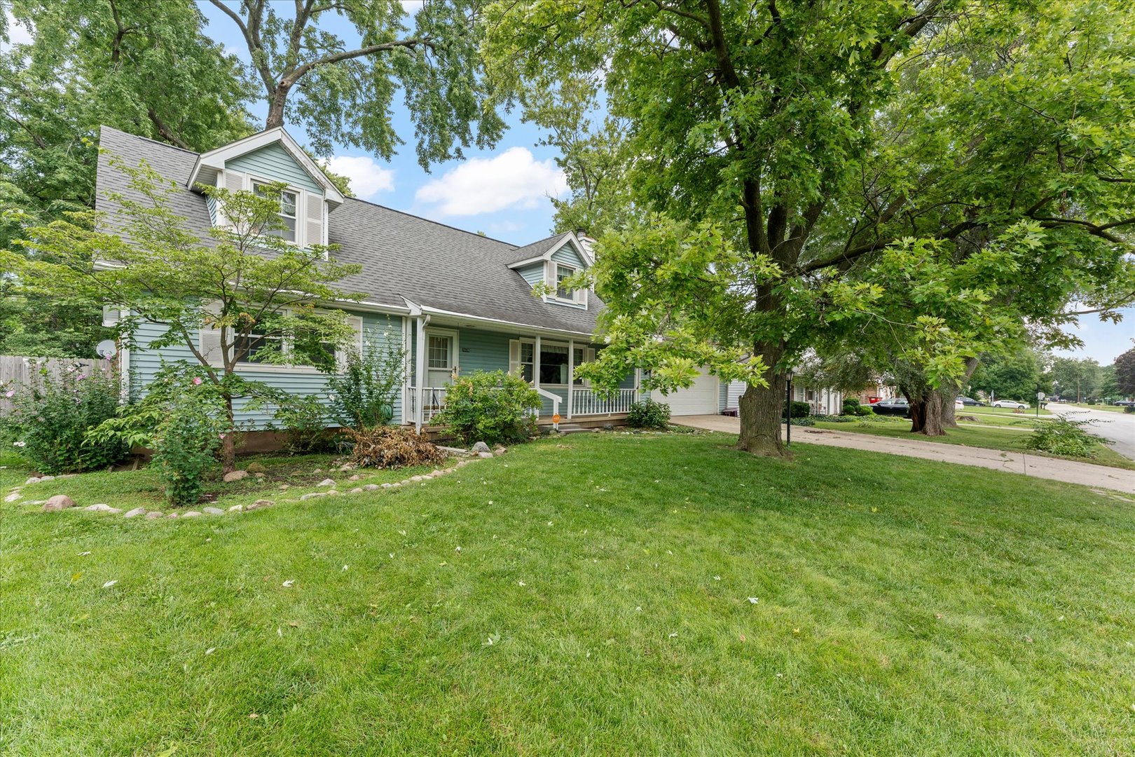 1606 Dobbins Drive Property Photo 1
