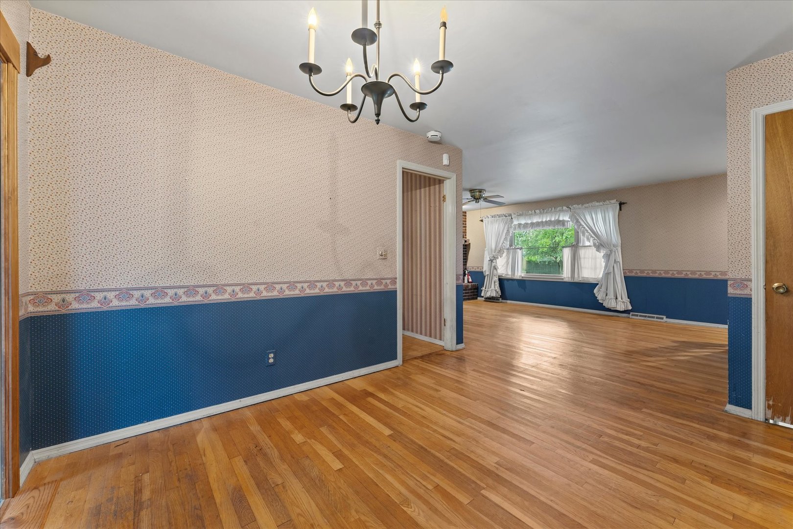 1606 Dobbins Drive Property Photo 9
