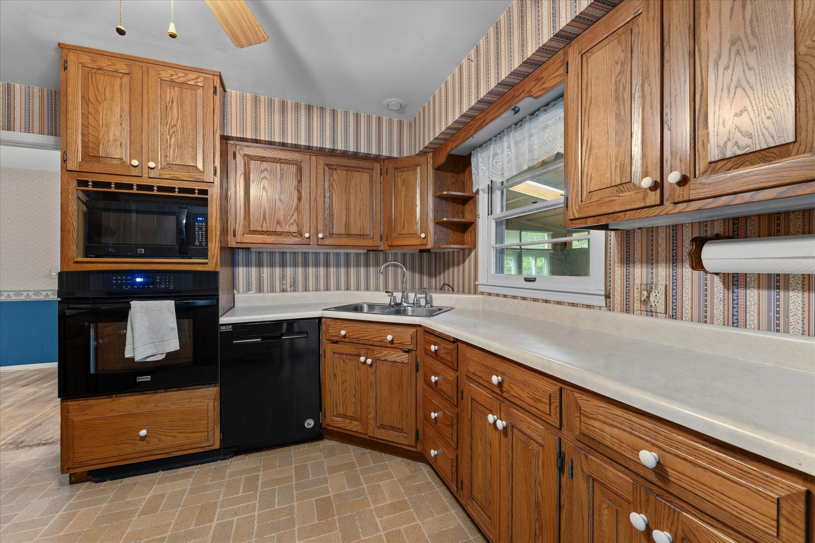 1606 Dobbins Drive Property Photo 15