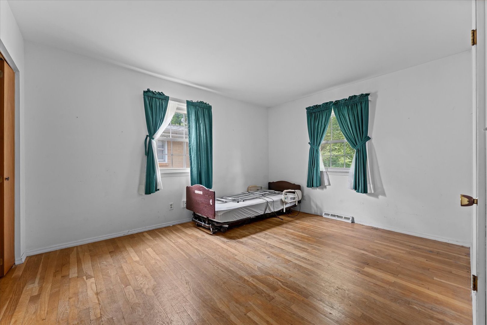 1606 Dobbins Drive Property Photo 20
