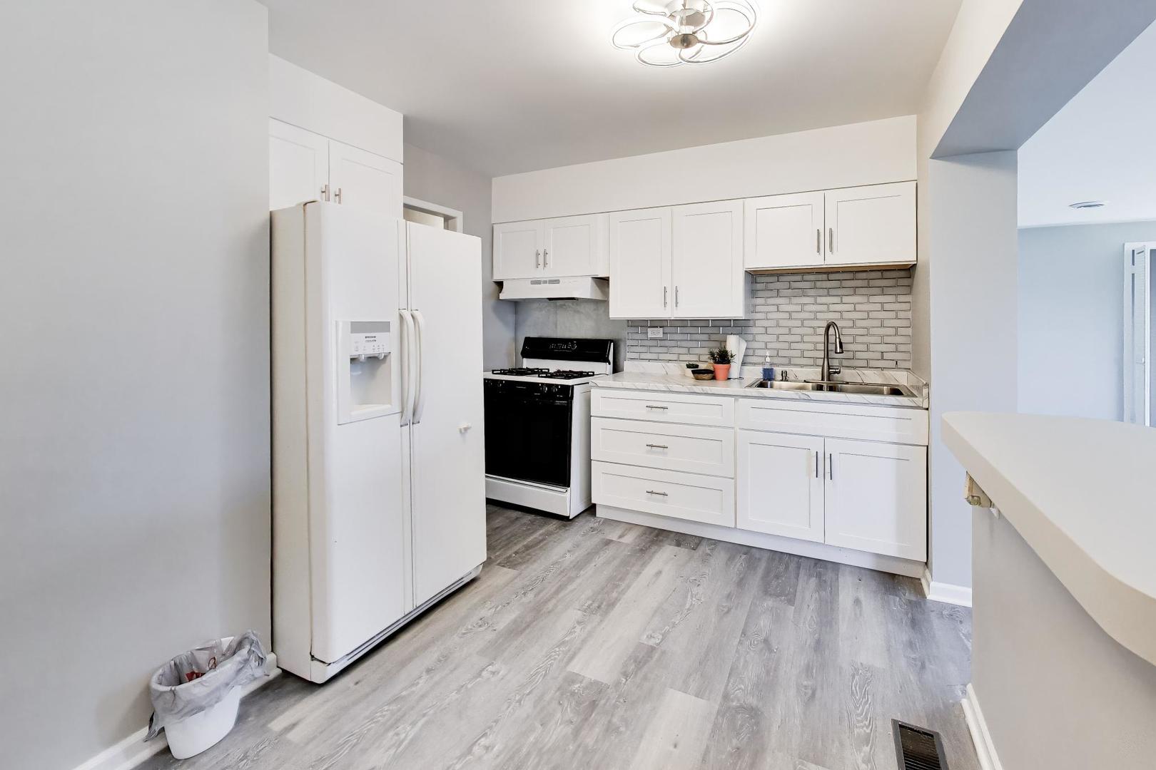 1455 Burnham Avenue Property Photo 7