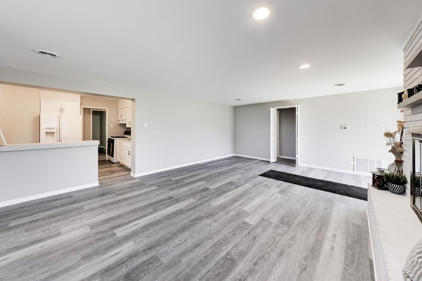 1455 Burnham Avenue Property Photo 11