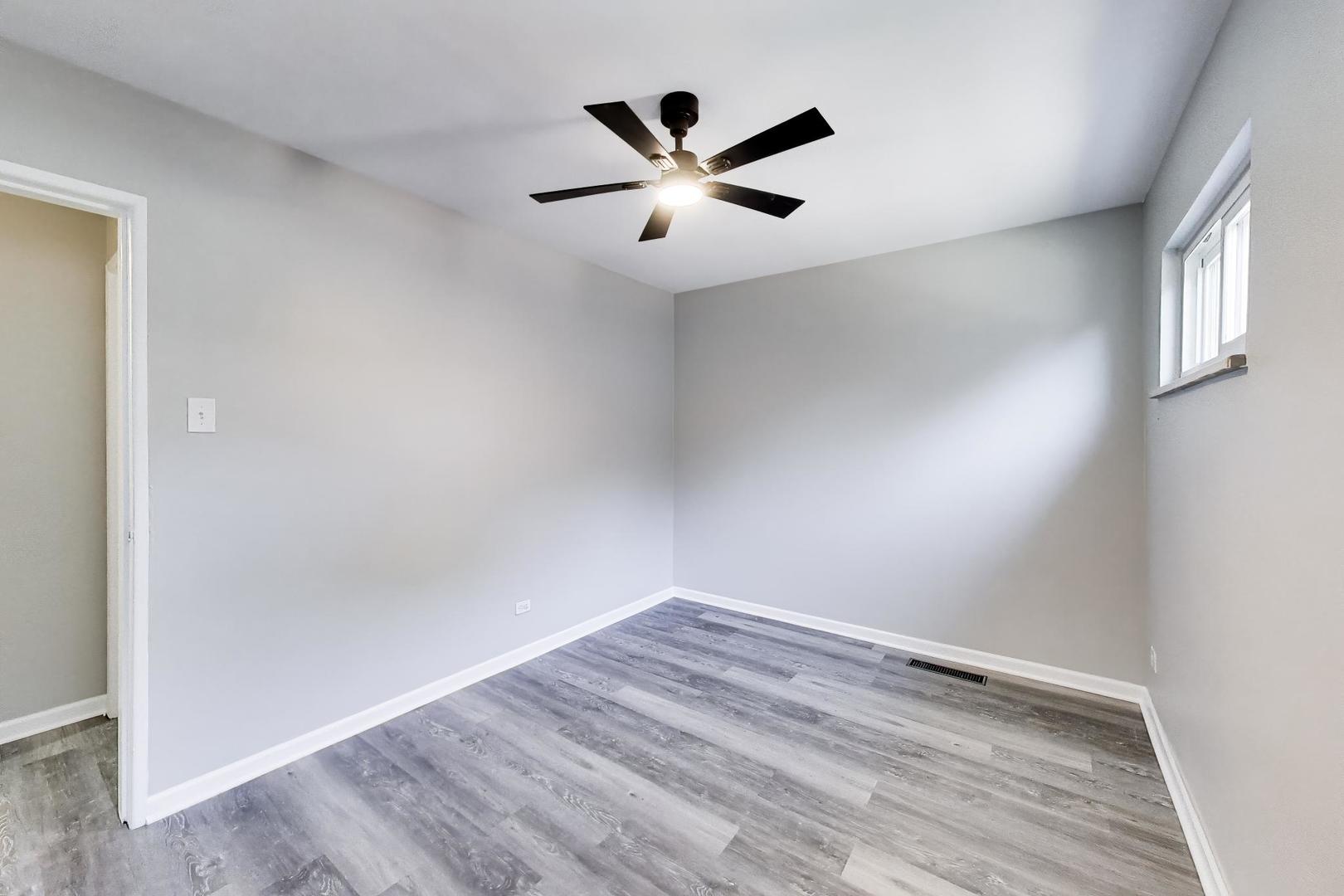 1455 Burnham Avenue Property Photo 16